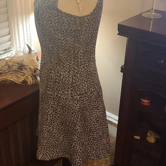 VENUS DRESS - Picture 2 of 4